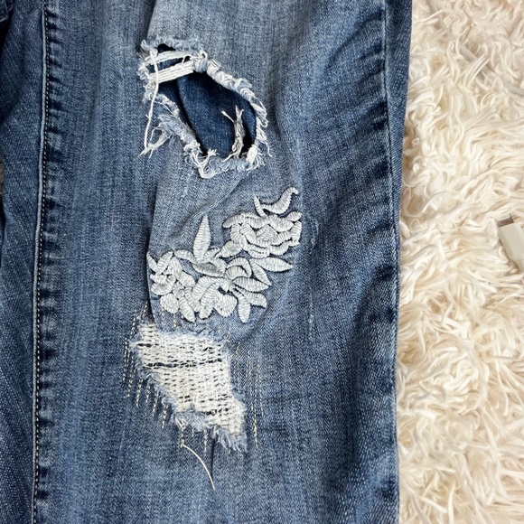 Lane Bryant Distressed Embelished Capri Jeans - Picture 5 of 7